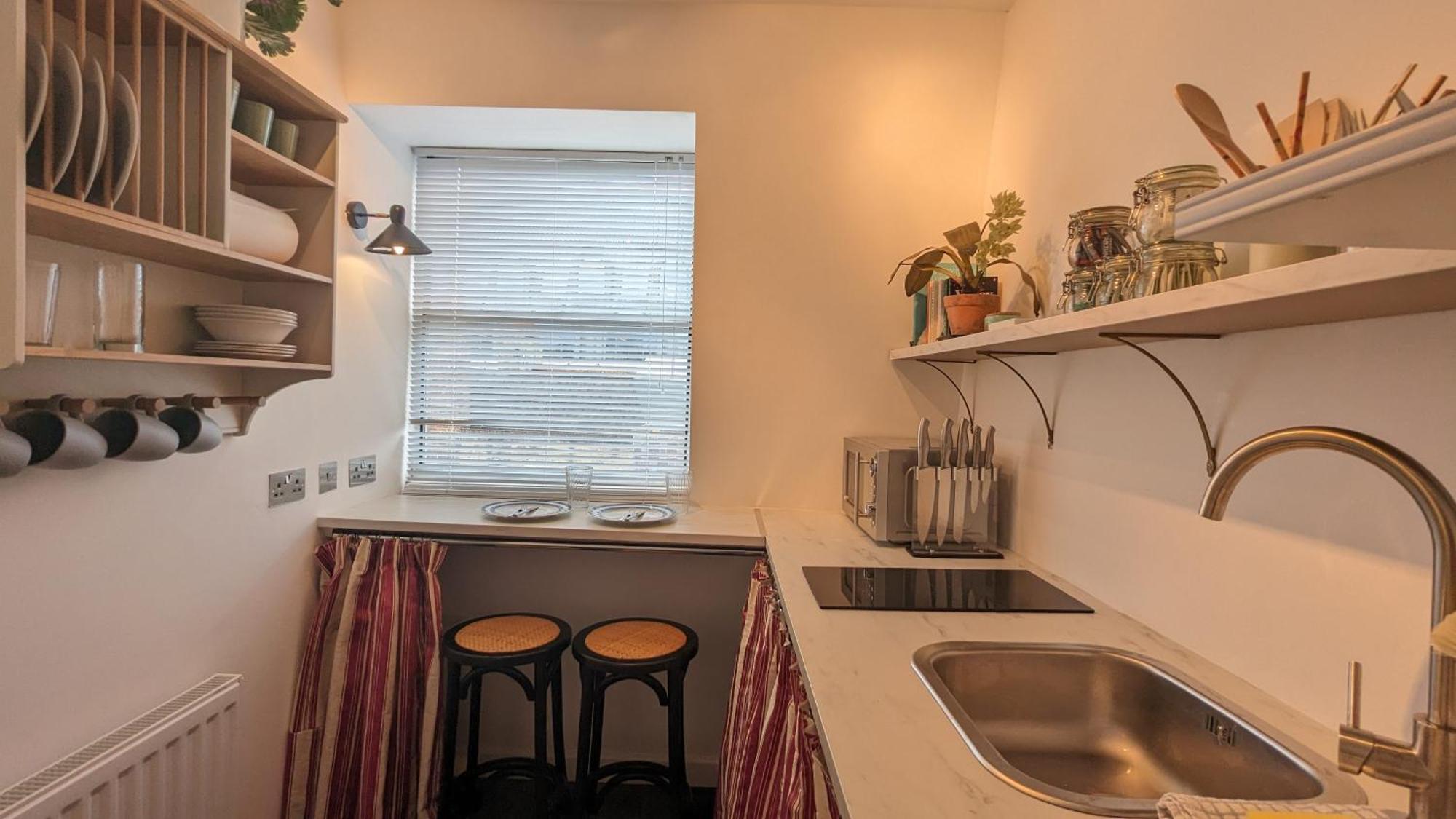 Charming & Quaint Old Compton Apartamento - Quiet Guests Only Allowed, No Parties Allowed, Over 25 Years Old Or Families London Eksteriør bilde